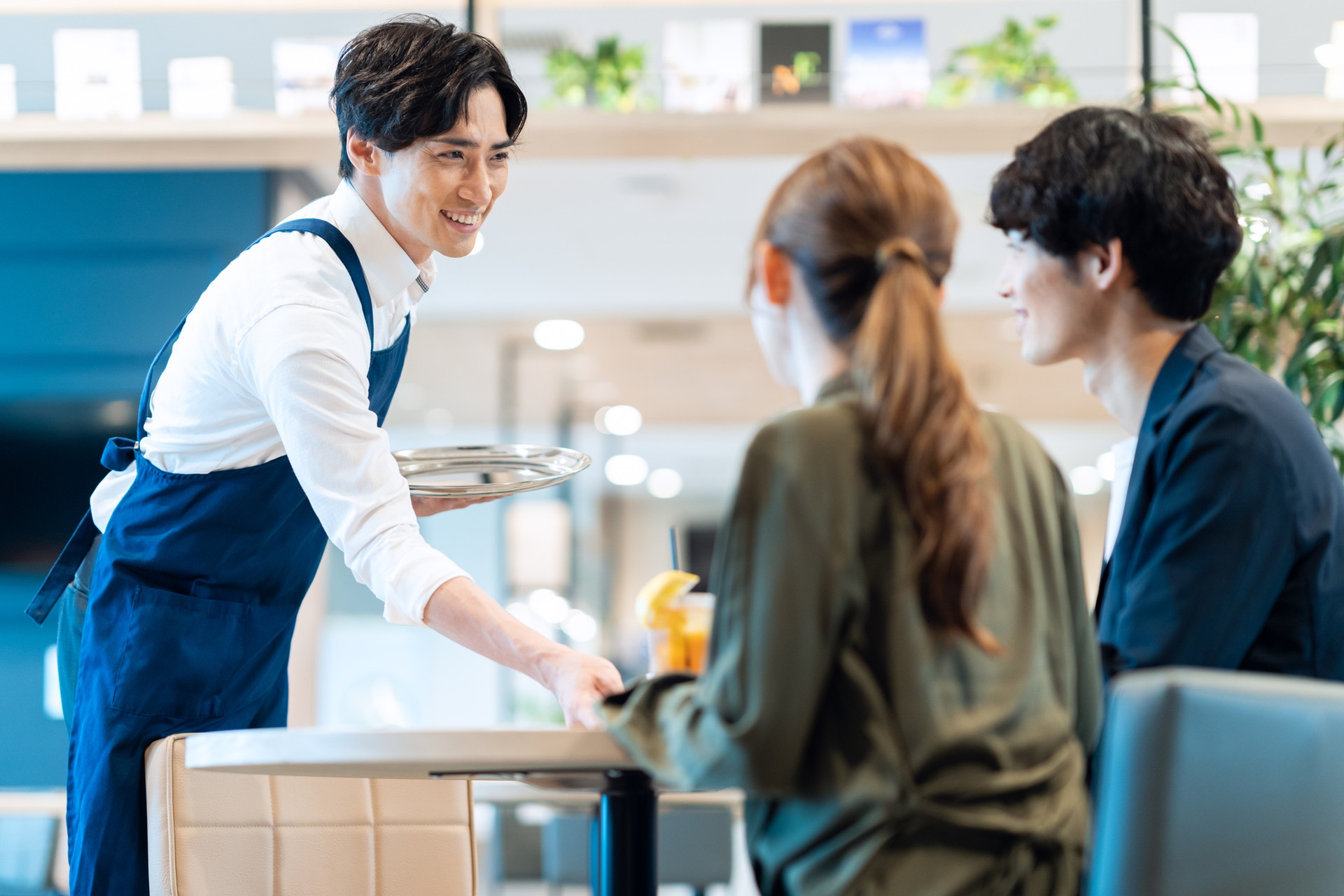 カフェの正社員のやりがいは？